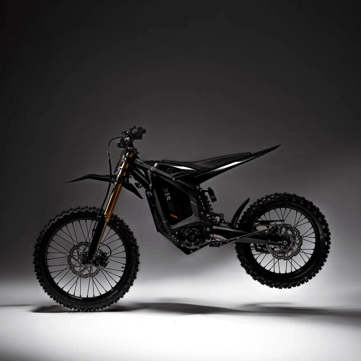 ARTIC LEOPARD XE PRO R